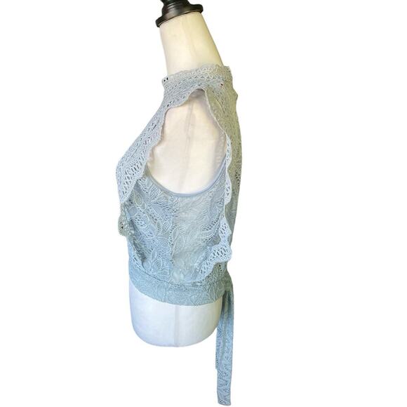 Willow & Root Crochet Lace Open Back Tank in Dusty Blue, Size Medium, Feminine - Picture 6 of 9